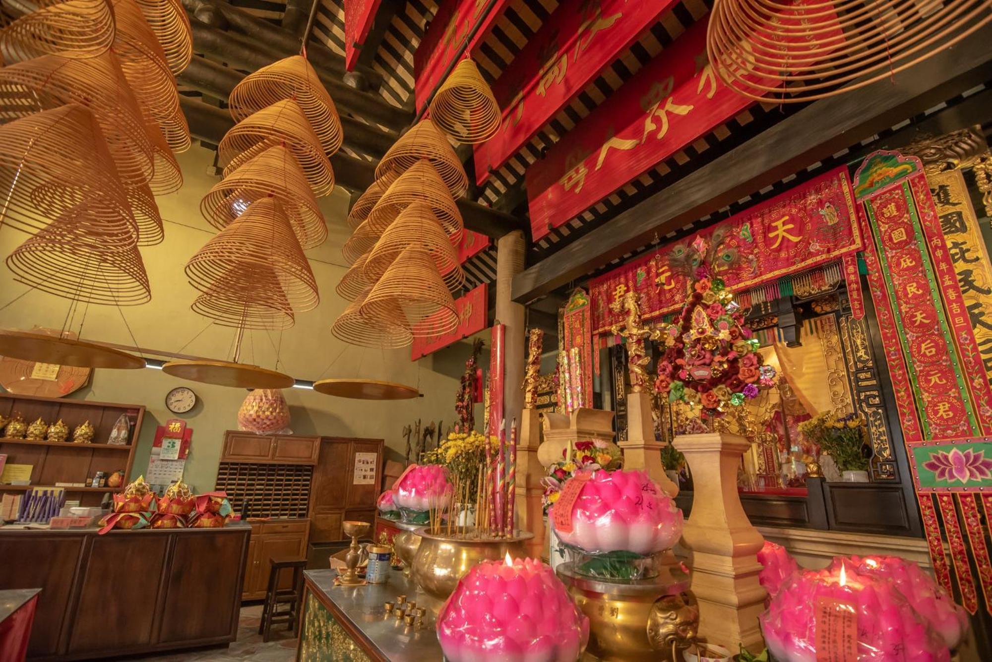 Hotel Crowne Plaza Macau By Ihg Exterior foto Interior of the temple