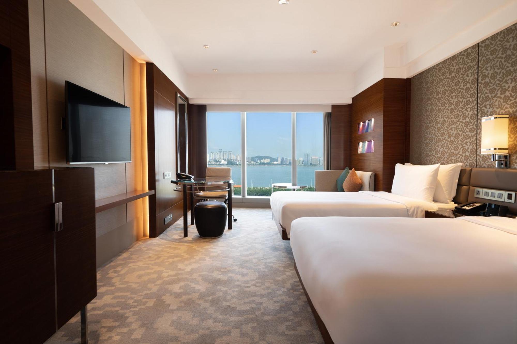 Hotel Crowne Plaza Macau By Ihg Exterior foto Deluxe Room