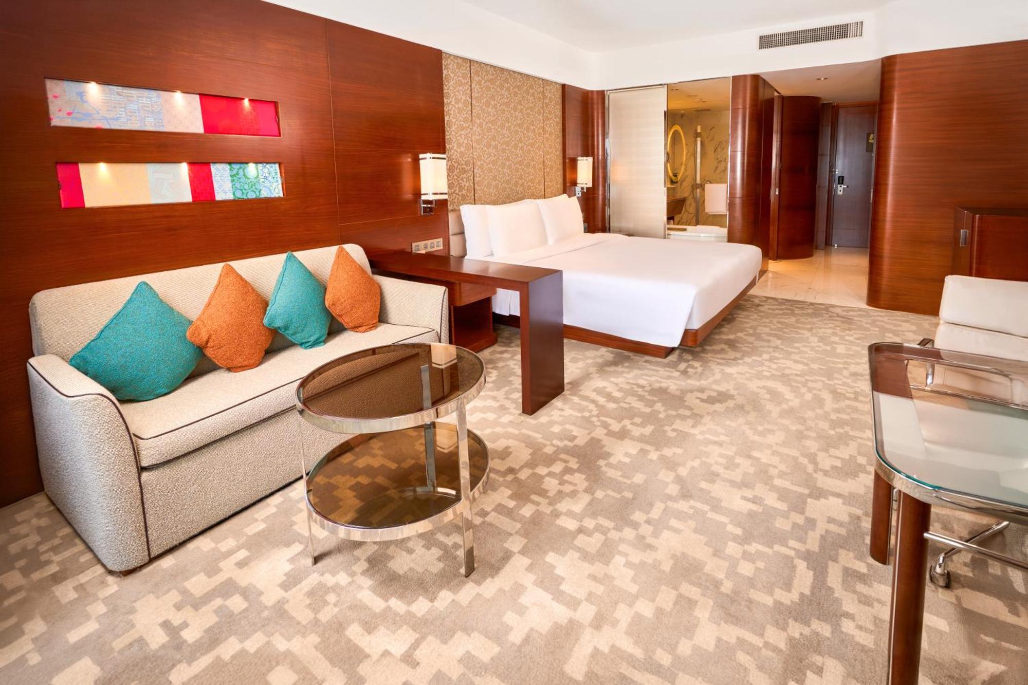Hotel Crowne Plaza Macau By Ihg Exterior foto A room at the hotel