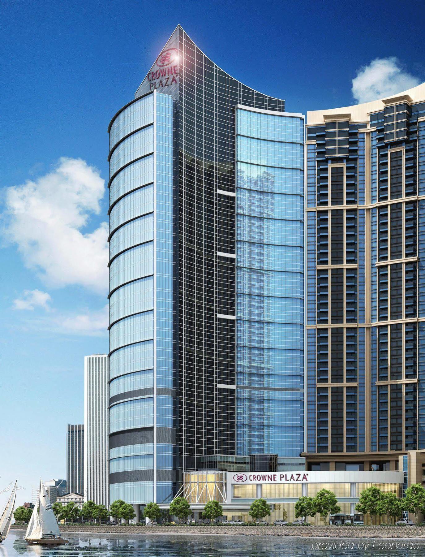 Hotel Crowne Plaza Macau By Ihg Exterior foto The building's facade